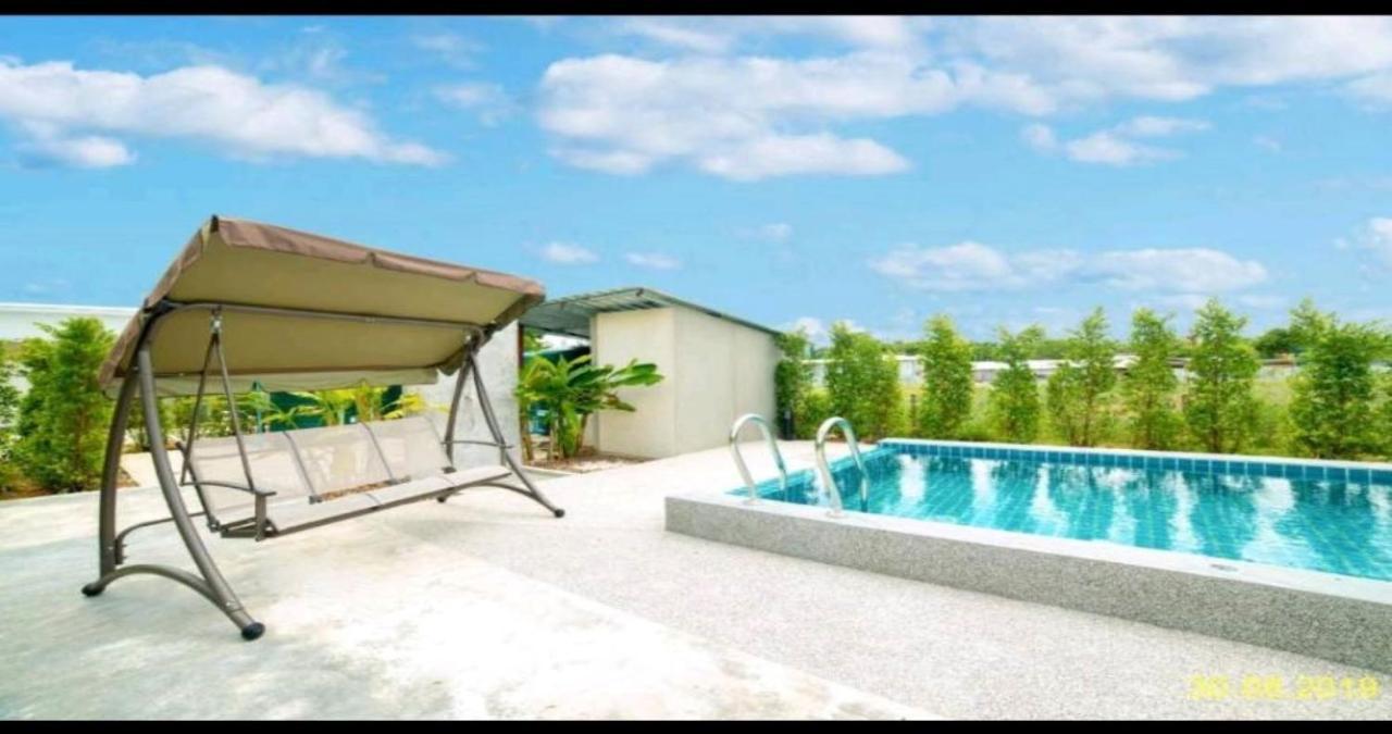 Malinee Resort Pantai Bang Tao Bagian luar foto